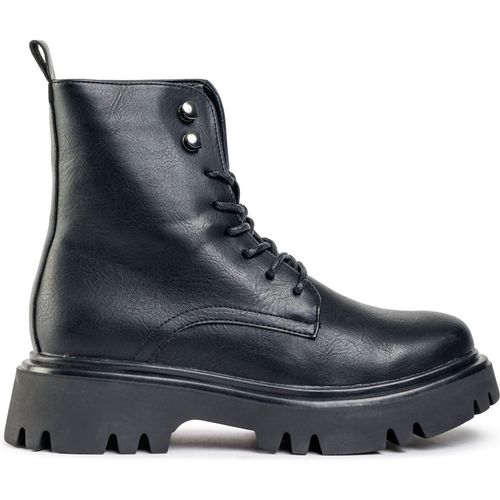 Vegan Kanzi Lace Up Boots