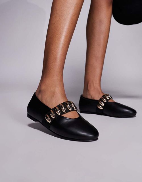 Harmonica ballet flats with hardware detail in black