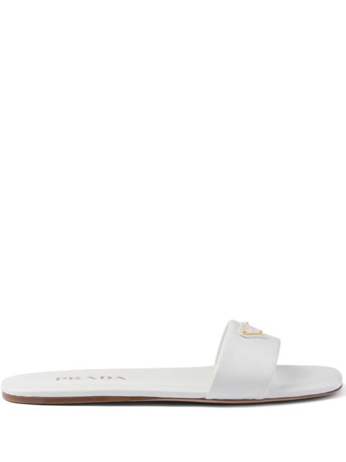 Triangle-logo leather slides - White