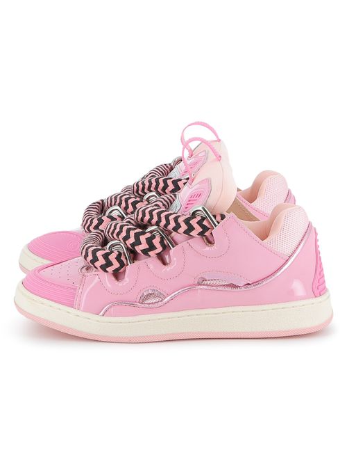 Sneaker