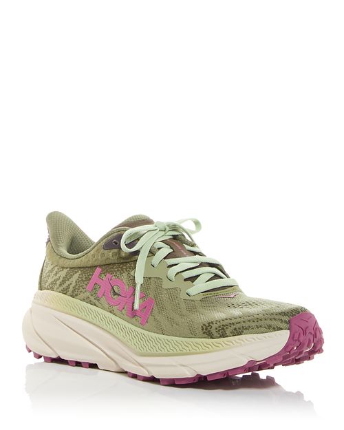 Women's Challenger Atr 7 Low Top Sneakers