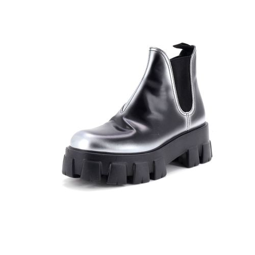 Women's Monolith Chelsea Boots Leather