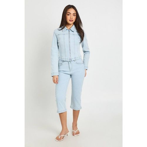 Boohoo Women's High Waist Denim Capri in Bleached Blue