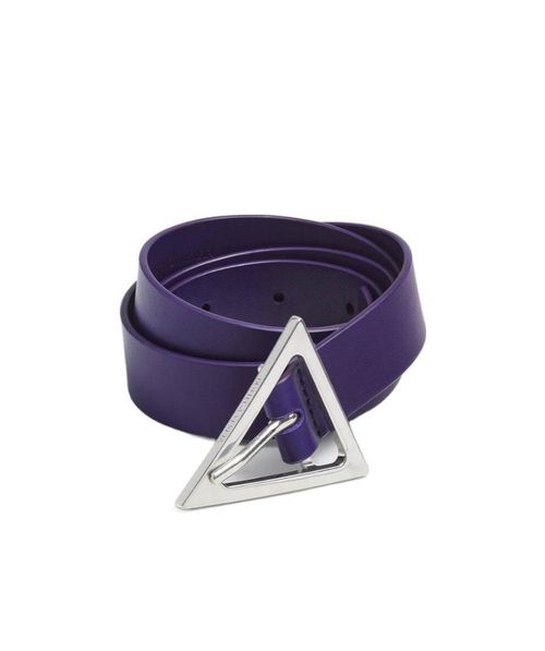 Triangle-buckle leather belt