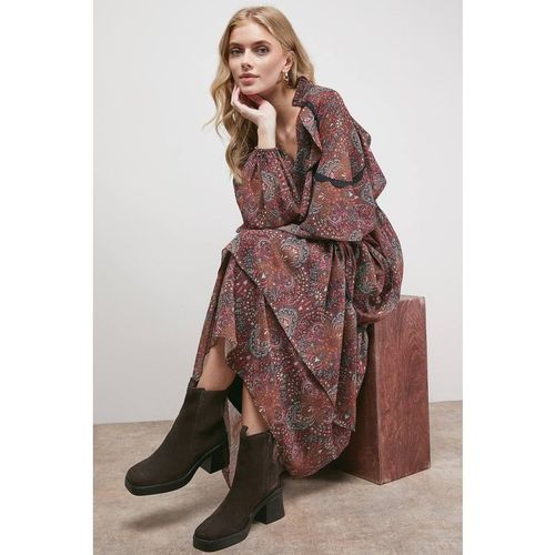 Oasis Women's Barbara Suede Chunky High Heeled Chelsea Boots in Chocolate