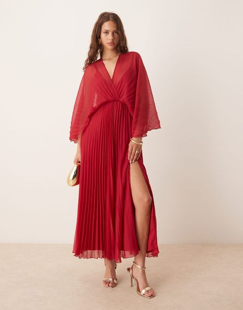 Cape detail pleated maxi dress in cherry-Red