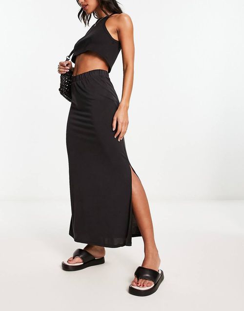 Vila slinky maxi skirt with slit sides in black-Green