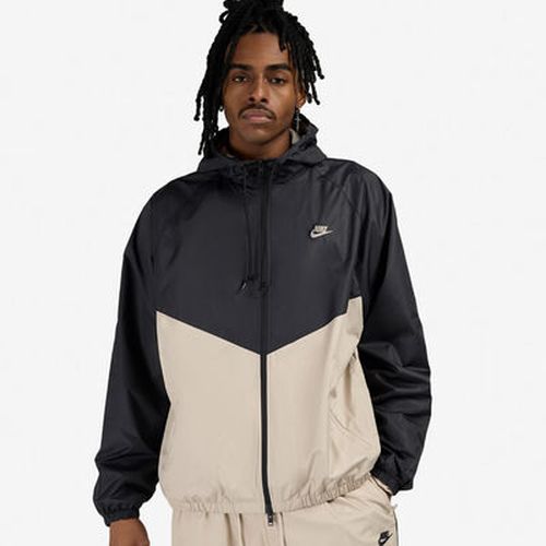 Men's Windrunner Lined Jacket in Black