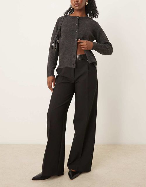 Buckle waist straight leg pants in black
