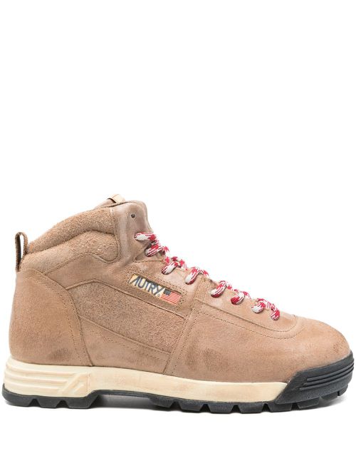 Boots Brown