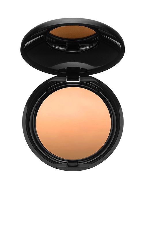 PAT McGRATH LABS Skin Fetish: Sublime Perfection Blurring Under-Eye Powder in Peach. a