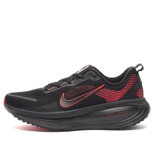 Men's Vomero 18 Sneaker in Black/Crimson/Anthracite