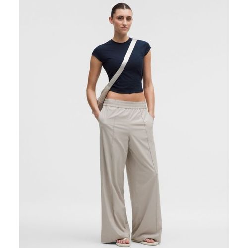 Lululemon – Women's Breezily Mid-Rise Pants Regular – Color Khaki – Mediu