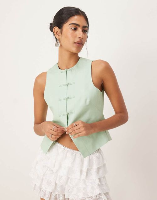 Tailored button detail top in mint green