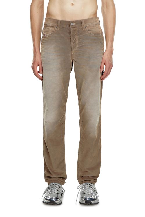 Tapered Jeans