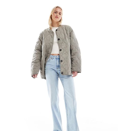 Stradivarius Tall D92 straight leg jeans in light wash-Blue
