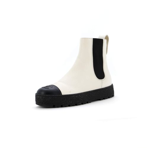 Women's CC Turnlock Cap Toe Chelsea Boots Leather
