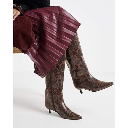 Kitten Heel Straight Boots Ex Wide SC