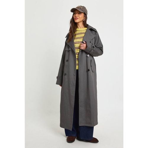 Boohoo Women's Maxi Double Breasted Belted Trench Coat in Grey
