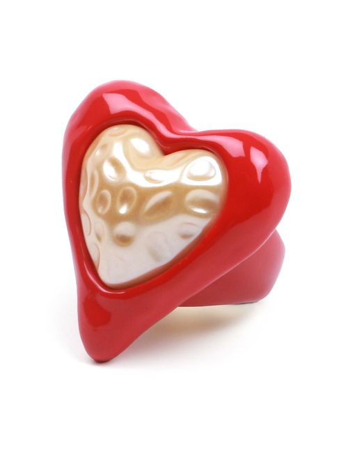 Heart-shaped resin ring - Red