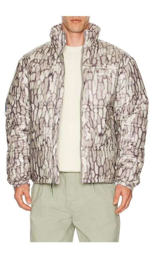 HUF 89 Warped Camo Tyvek Puffer Jacket in Green. L. Also in M, S, XL/1X