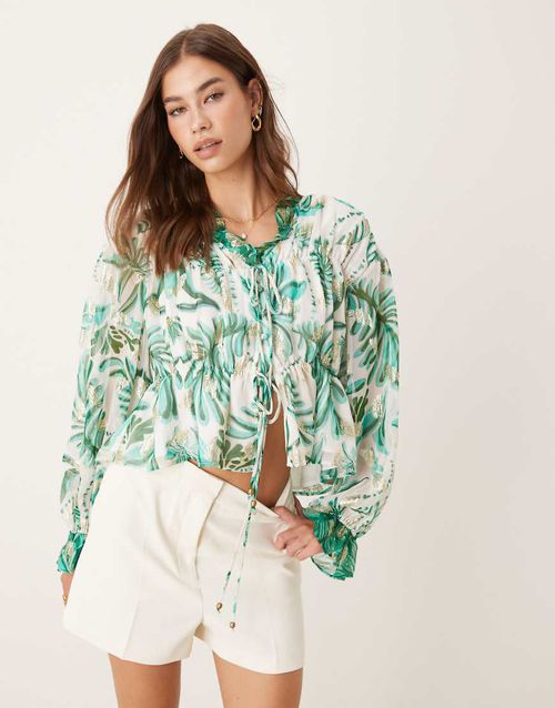 Ruched tie front balloon sleeve top in green
