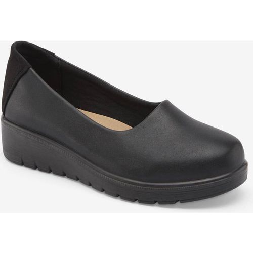 Cotton Traders Women's Core Comfort Flexisole Shoes in Black