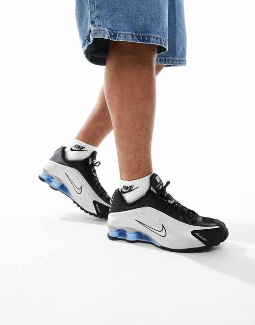 Nike Shox R4 sneakers in black and silver