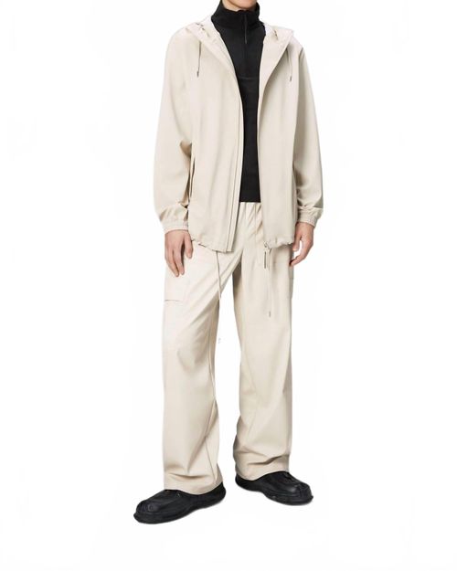 Storm Breaker Elasticated Cuffs Raincoat In Dune Grain