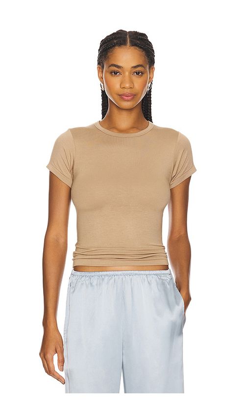 Eterne Fitted Crewneck Short Sleeve T-Shirt in Taupe. M. Also in