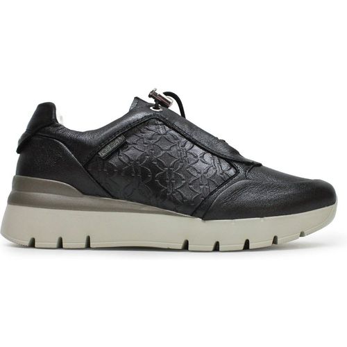 Pikolinos Asturias Leather Women's Low Top Trainers