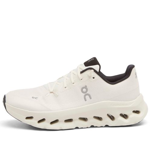 ON Women's Cloudtilt Sneaker in Pearl/Ice