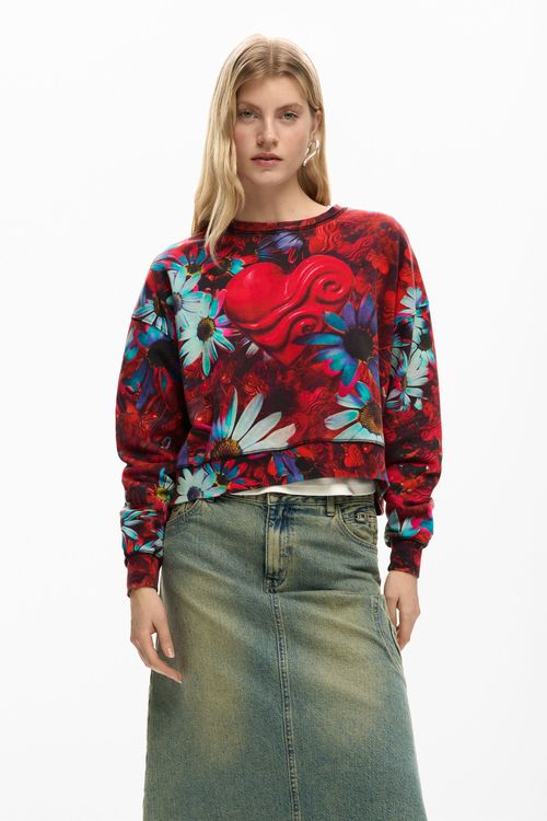 HEART PRINTED SWEATSHIRT
