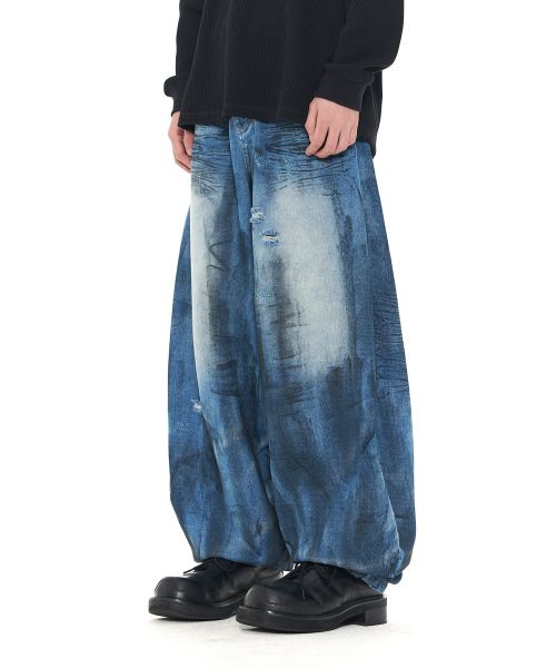 DEEP OIL WASHED BALLOON DENIM PANTS