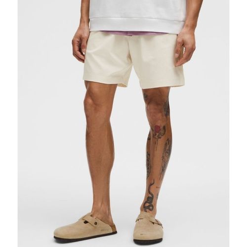 Lululemon – Men's ABC Pull-On Shorts – 7" – Color White – Sma