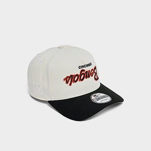 Cincinnati Bengals NFL Upside Down Wordmark 9FORTY A-Frame Snapback Hat in Chrome/Black