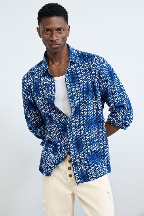 Geometric print shirt
