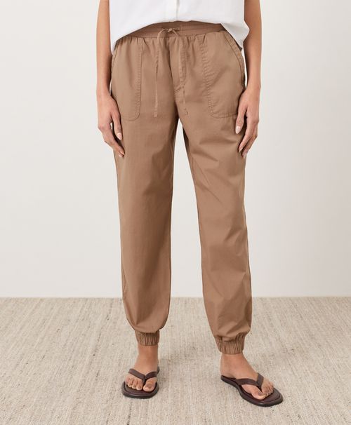 Women's Driftwood Brown Stretch Poplin Jogger