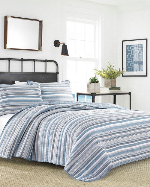 Jettison Quilt Set