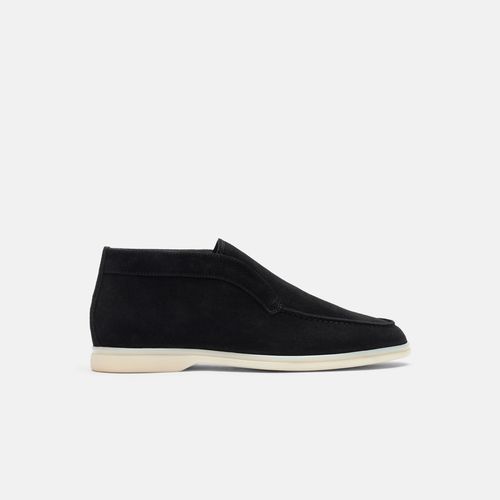Leonardo Black Suede