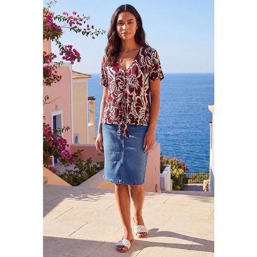 Roman Floral Print Tie Front V-Neck Top In Wine