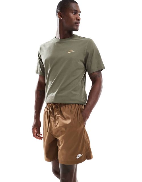 Club shorts in brown
