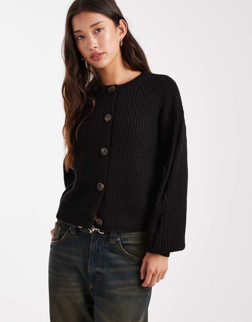 Chunky rib round neck cardigan in black