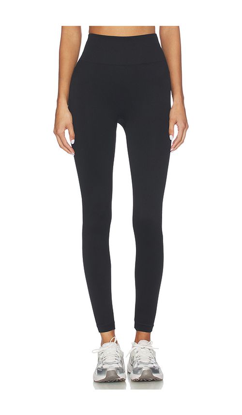 SPANX Seamless Legging in Black. - M also in