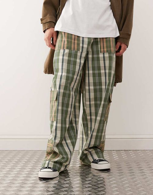 Baggy cargo trouser in mixed check-Green