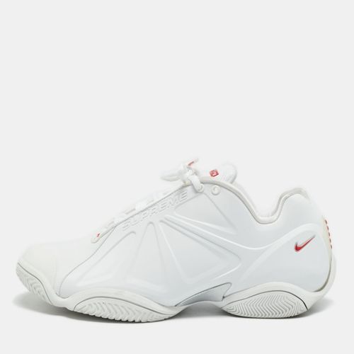 Nike x Supreme Air Zoom Courtposite 42.5 White Faux Leather and Rubber Low Top Sneaker