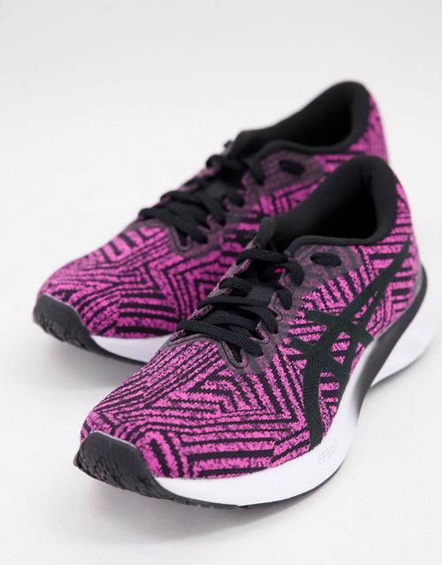 Running roadblast trainers in pink and black