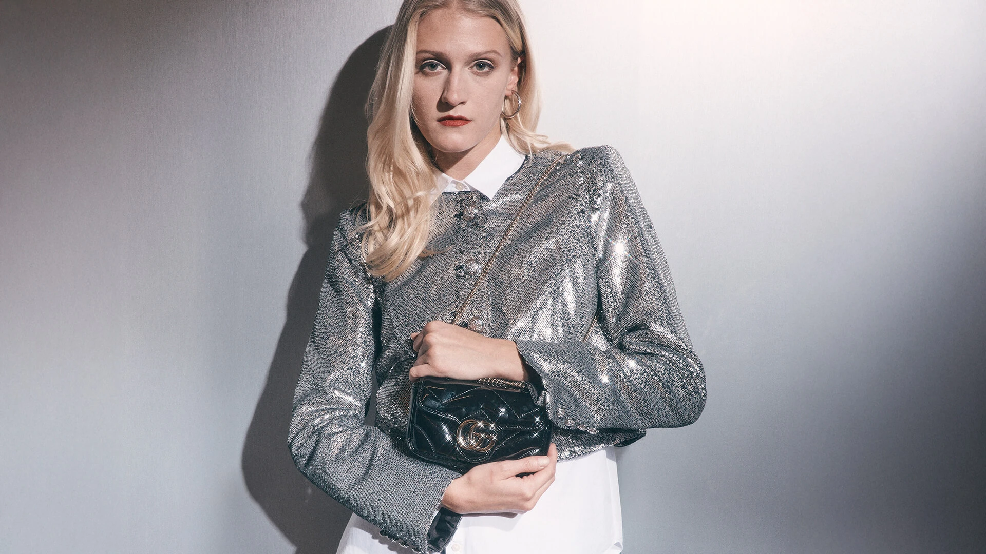 Oscar De La Renta at 60% OFF and up!