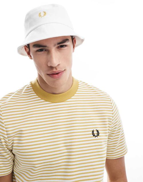 Fred Perry pique bucket hat in white