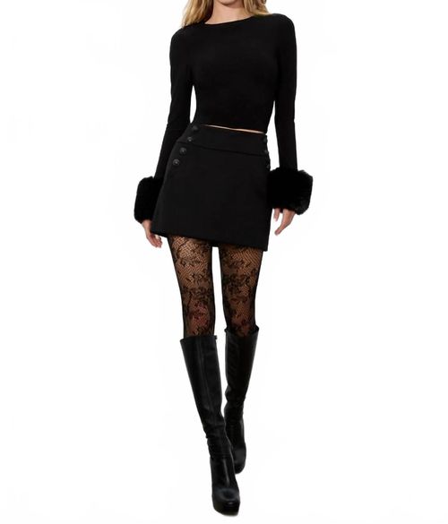 Delaina Top In Black